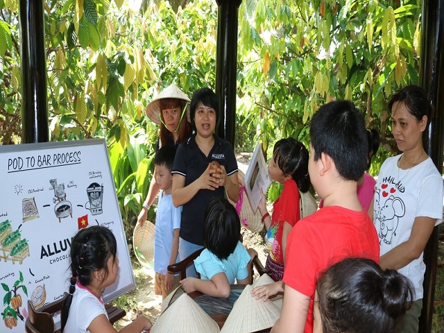 Suoi Cat Cocoa Experience Tourist Garden 
