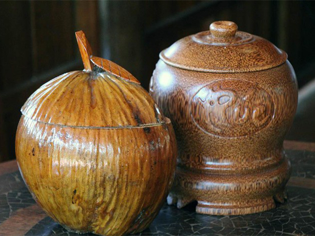 Handmade products from coconut shells in Dong Nai
