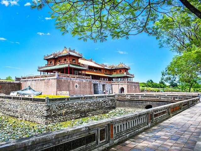 Honoring "Vietnam is the World's Leading Heritage Destination"