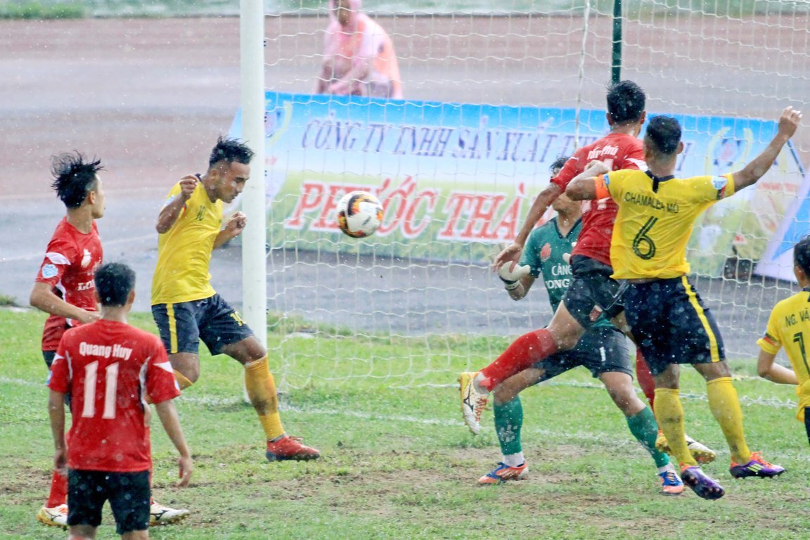 Vĩnh Long có điểm số đầu tiên của giải bóng đá hạng nhì quốc gia- cúp Asanzo 2019