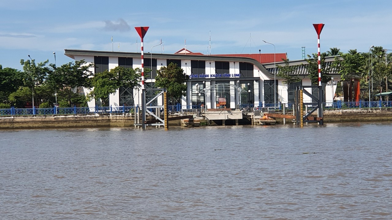 Bến Cảng hành khách Vĩnh Long - Điểm sống ảo bên dòng Sông Cổ Chiên