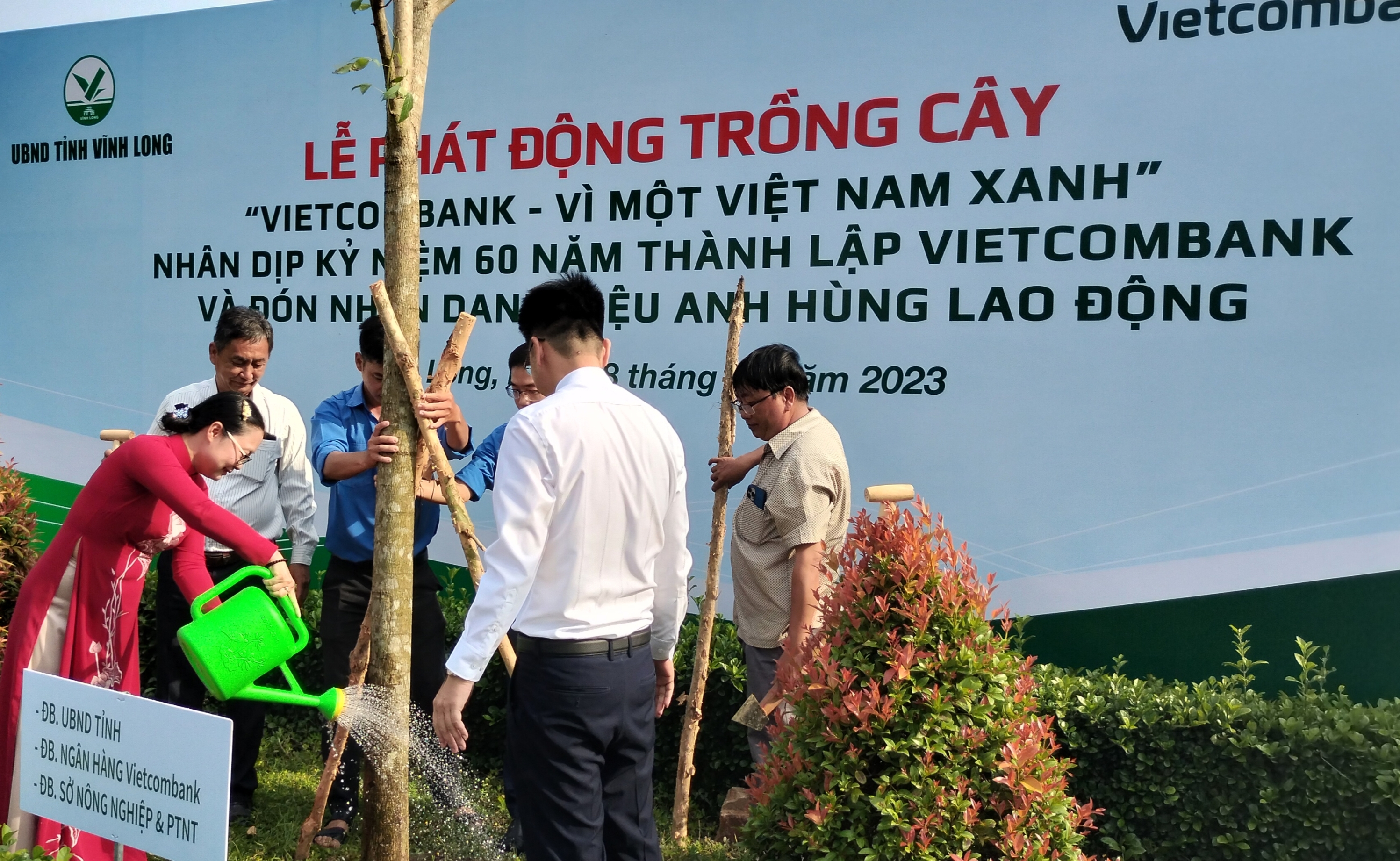 Vĩnh Long tổ chức Lễ phát động phong trào trồng cây xanh năm 2023 