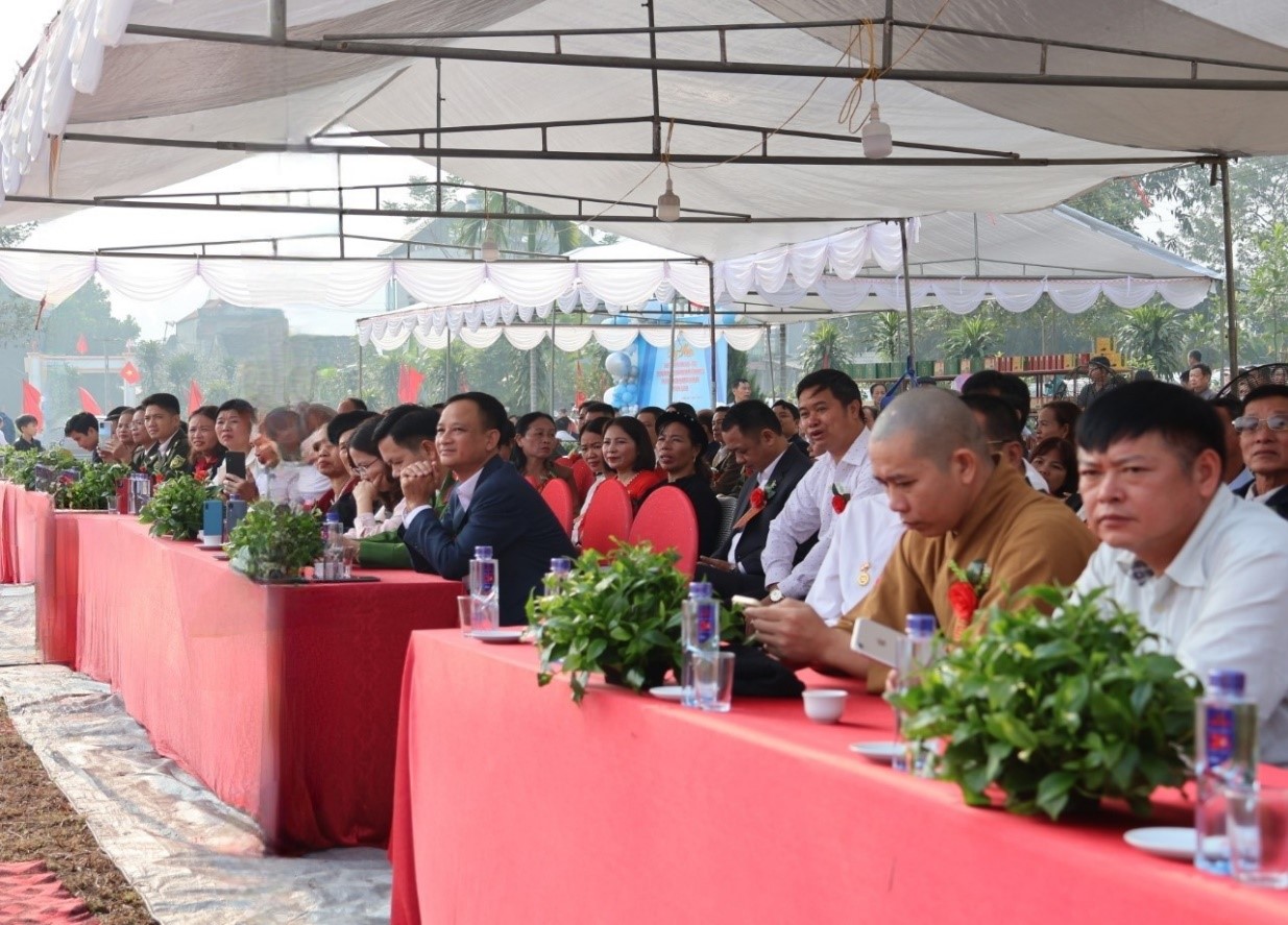 Xã La Bằng tổ chức lễ kỷ niệm 70 năm Ngày thành lập và công nhận Điểm du lịch cộng đồng xóm Tân Sơn