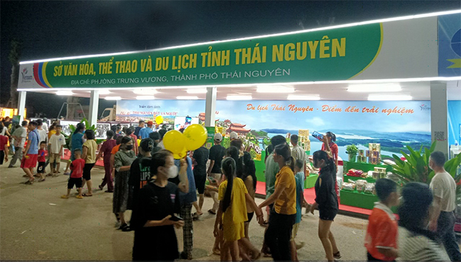 Quảng bá thành tựu văn hóa, thể thao và du lịch  tại Lễ công bố Nghị Quyết thành lập thành phố Phổ Yên