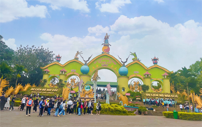 Trải nghiệm tour du lịch 01 ngày đầy ý nghĩa và thú vị tại Thái Nguyên